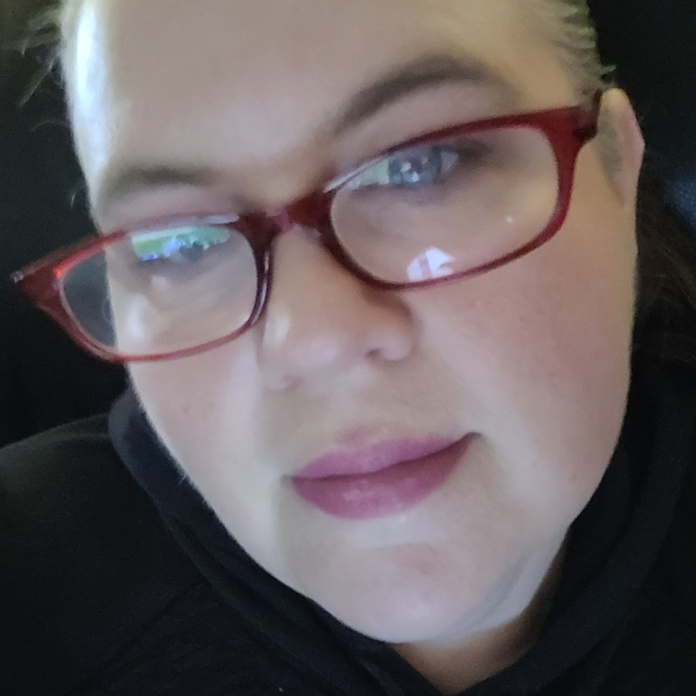 Meet your Posher, Trish